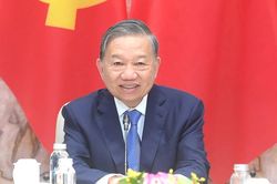 [Ảnh] Tổng B&iacute; thư, Chủ tịch nước T&ocirc; L&acirc;m điện đ&agrave;m trực tuyến với Tổng thống Li&ecirc;n bang Thụy Sĩ Guy Parmelin