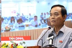 Bí thư Trần Lưu Quang: TPHCM sẽ nghiên cứu xây nhà ở thương mại với giá hợp lý