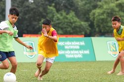 Thầy Giôm của Công Phượng, Lý Đức 'xuất quân' tuyển học trò mới