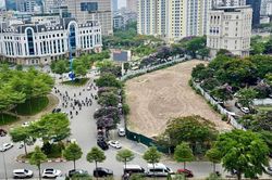 Toàn cảnh đất vàng hoang phí giữa Hà Nội, triệu tỷ bị chôn lấp, găm giữ