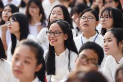Phó giáo sư chia sẻ 'ngành học chọn hôm nay, khi tốt nghiệp nghề đó đã thay đổi'