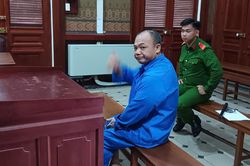 Cả trăm người háo hức đi xuất khẩu lao động, ra tới sân bay mới biết bị lừa