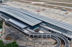 Tân Sơn Nhất cấp tập chống ngập úng, thấm dột nhà ga trước mùa mưa bão