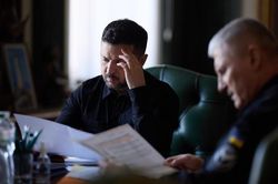 Ukraine muốn Mỹ giúp trao đổi tù binh, Nga thông tin về lệnh ngừng bắn