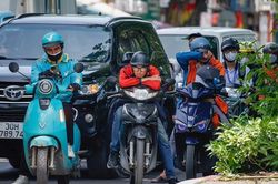 Hà Nội chưa xem xét đề án cấm xe máy xăng theo giờ ở vùng lõi Hoàn Kiếm