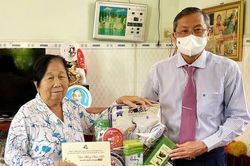 Một đời gắn bó với cơ sở
