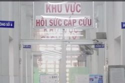 Dùng dao tấn công 4 người hàng xóm rồi bỏ trốn
