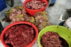 Thịt heo nái và hóa chất 'biến' thành thịt bò, thu lợi tiền tỷ
