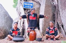 Phía ấy Chư Tao Yang