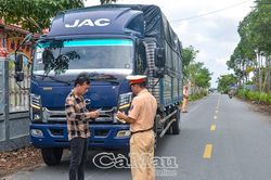 Thượng tôn pháp luật - nền tảng xây dựng văn hoá giao thông