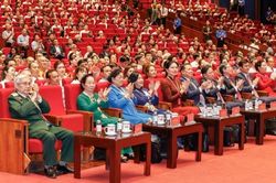 Đại hội Mặt trận Tổ quốc Việt Nam lần thứ XI bước vào phiên làm việc đầu tiên
