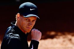Jannik Sinner tốc thắng vào vòng 4 Rome Open