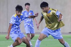 U17 Việt Nam quyết đấu UAE, HLV Cristiano Roland làm điều đặc biệt
