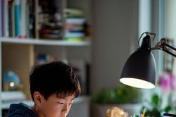 AI khiến bài tập về nhà trở thành bài toán mới của giáo dục
