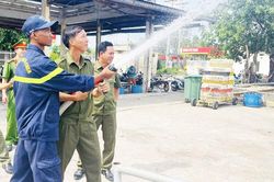 Tuyên truyền, hướng dẫn thực hành kỹ năng chữa cháy và cứu nạn, cứu hộ tại phường Tô Châu