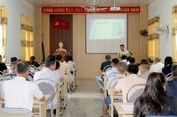 Tập huấn thương mại điện tử, xây dựng 'mô hình chợ số' tại xã Than Uyên