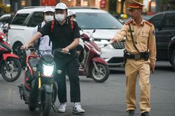 Bộ C&ocirc;ng an đề xuất trao quyền xử phạt vi phạm giao th&ocirc;ng cho cấp x&atilde;