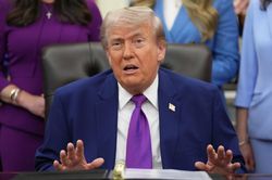 Ông Trump: Thỏa thuận ngừng bắn với Iran đang 'nguy kịch'
