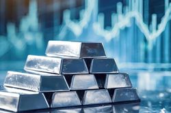 Giá bạc áp đảo vàng, tiến tới mốc 100 USD/ounce