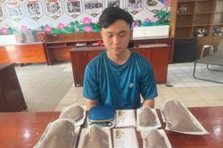 Lên mạng bán 'cỏ'