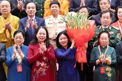 Đồng chí Bùi Thị Minh Hoài tiếp tục làm Chủ tịch Ủy ban Trung ương MTTQ Việt Nam khóa XI