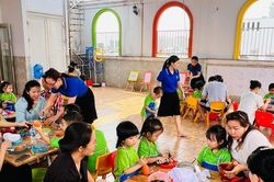 Năm 2026, ngành Giáo dục Mầm non có xét tuyển bằng học bạ hay không?