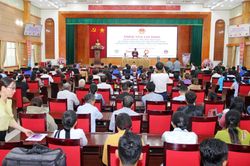 Tiếp tục hành trình hỗ trợ ngư dân vươn khơi bám biển