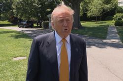 Ông Trump không loại trừ khả năng công du Nga