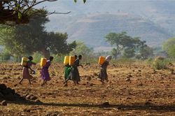 Nền kinh tế châu Á trước áp lực kép xung đột Trung Đông và El Nino
