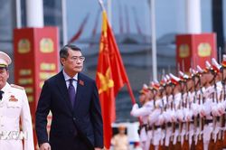 Thủ tướng dự Lễ đón nhận Danh hiệu Anh hùng Lực lượng Vũ trang Nhân dân của Công an Hải Phòng