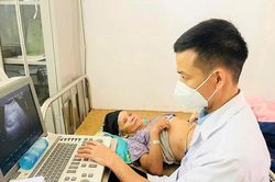 Gỡ 'nút thắt' chuẩn hóa chuyên môn cho tuyến y tế cơ sở