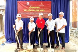 Khởi công xây dựng 5 căn nhà tình nghĩa tại xã Bác Ái Đông