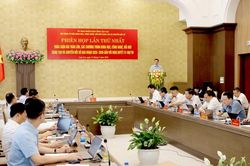 L&agrave;o Cai: Nhiều b&agrave;i to&aacute;n chiến lược được đề xuất tại phi&ecirc;n họp thứ nhất Hội đồng Tư vấn khoa học, c&ocirc;ng nghệ, đổi mới s&aacute;ng tạo v&agrave; chuyển đổi số