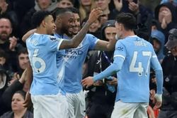 Man City thắng 3-0 Crystal Palace: Phil Foden rực sáng, phả hơi nóng vào Arsenal