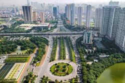 Xe bu&yacute;t điện thay đổi th&oacute;i quen di chuyển của người d&acirc;n H&agrave; Nội