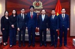 Thúc đẩy hợp tác an ninh, chuyển đổi số giữa Việt Nam và Singapore