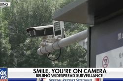 Đoàn phóng viên Mỹ dính phạt nguội ở Trung Quốc, 'choáng ngợp vì 1.500 camera'