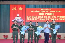 Thiếu tướng Nguyễn Văn Hùng giữ chức Chỉ huy trưởng Bộ CHQS tỉnh An Giang
