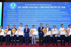 Petrovietnam trao Giải thưởng Khoa học và Công nghệ Dầu khí Việt Nam cho các công trình tiêu biểu