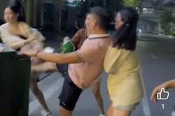 Công an vào cuộc vụ người đàn ông đạp phụ nữ giữa phố ở Hà Nội