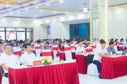 Đảng ủy C&aacute;c cơ quan Đảng tỉnh Nghệ An qu&aacute;n triệt 4 nghị quyết, đề &aacute;n về tr&aacute;ch nhiệm n&ecirc;u gương của c&aacute;n bộ, đảng vi&ecirc;n
