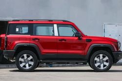 SUV địa hình siêu hầm hố, di chuyển 252 km không cần đổ xăng, giá hơn 830 triệu đồng