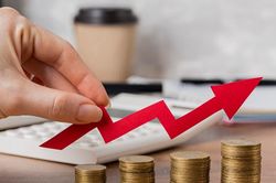 Lãi đột biến nhờ bán tài sản, nhiều doanh nghiệp đổi vận trong quý đầu năm