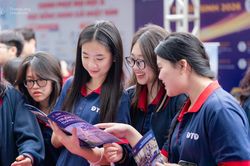 Hà Nội bố trí hơn 15.000 cán bộ coi thi tốt nghiệp THPT năm 2026
