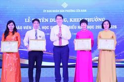 Phường Cửa Nam tuy&ecirc;n dương gi&aacute;o vi&ecirc;n giỏi, học sinh giỏi