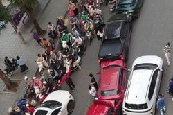 7 ô tô va chạm liên hoàn trên đường Kim Ngưu