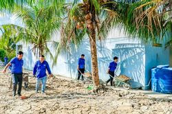 Màu áo xanh chung tay dựng xây nhà Đại đoàn kết