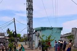 Người đàn ông nghi rơi từ trên cao, tử vong dưới chân cột ăng ten BTS: Hiện trường có điểm đặc biệt