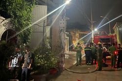 Ch&aacute;y nh&agrave; d&acirc;n l&uacute;c rạng s&aacute;ng tại H&agrave; Nội, một người tử vong