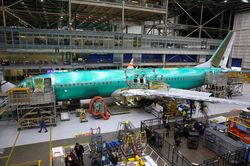 Ông Trump tiết lộ Trung Quốc có thể mua 750 chiếc máy bay Boeing từ Mỹ